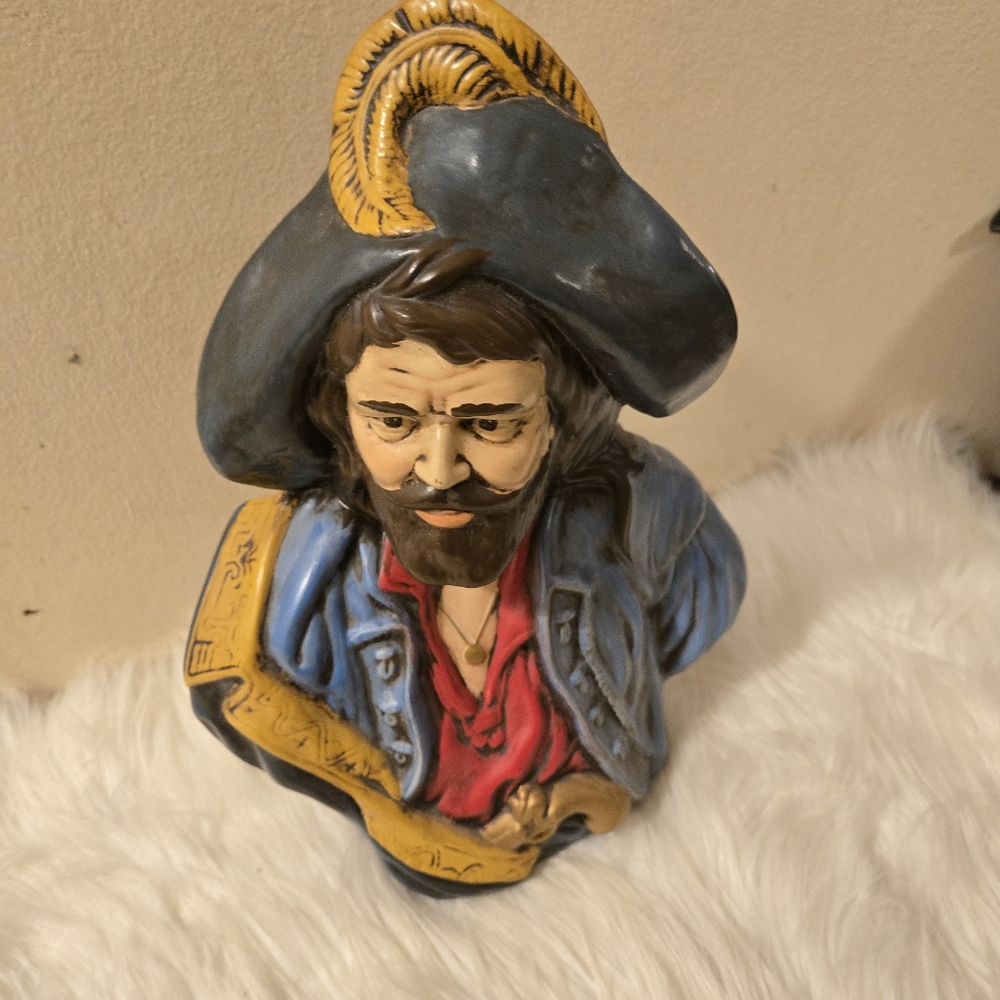 Unique Vintage Holland Mold Ceramic Pirate Buccaneer Nautical